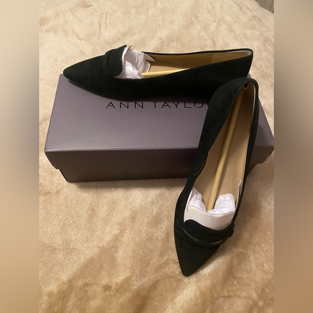 Ann Taylor 6.5 flats